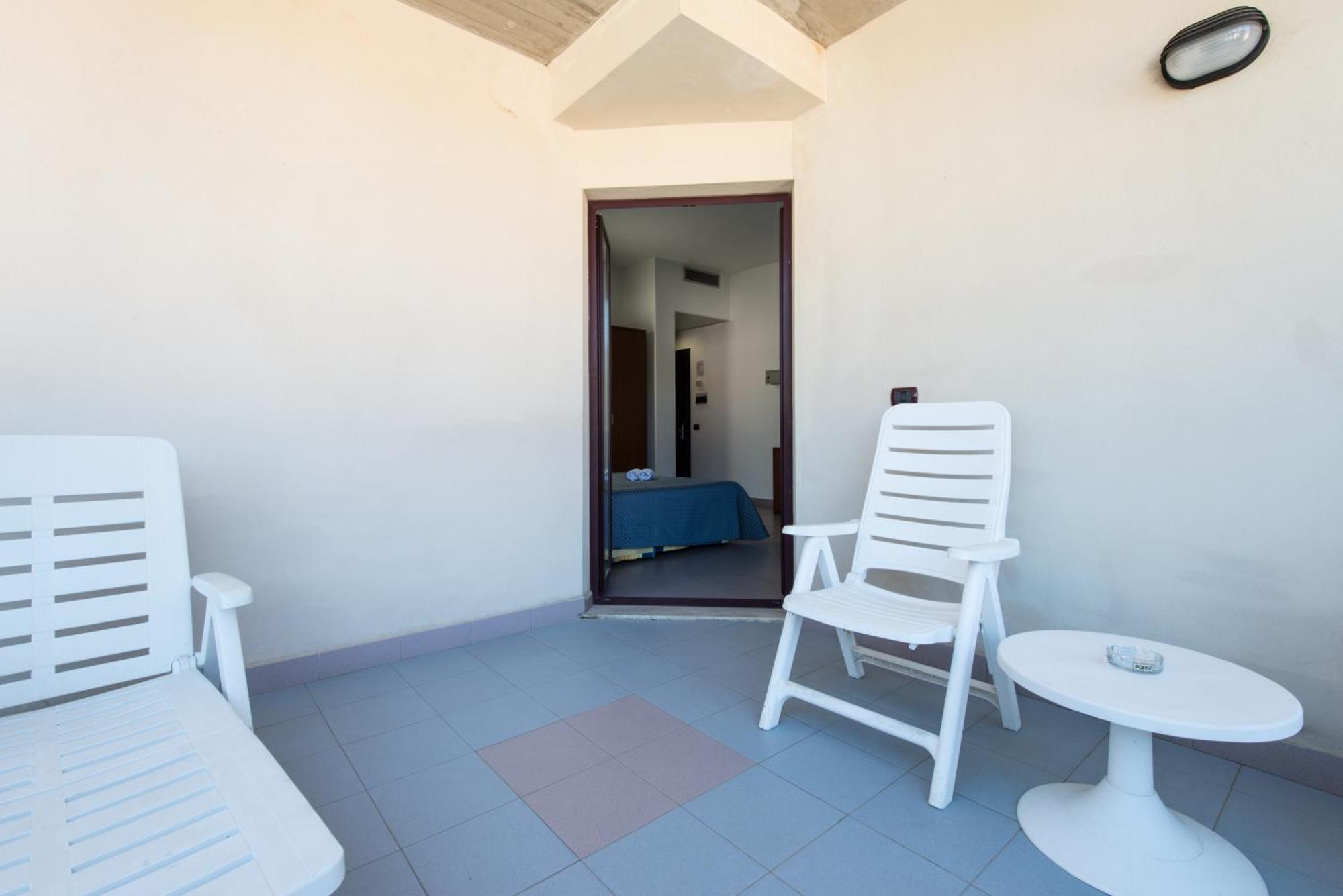 סן וינצ'נזו Hotel Kon Tiki חדר תמונה