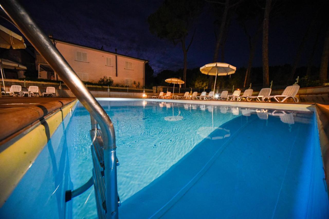 סן וינצ'נזו Hotel Kon Tiki מראה חיצוני תמונה
